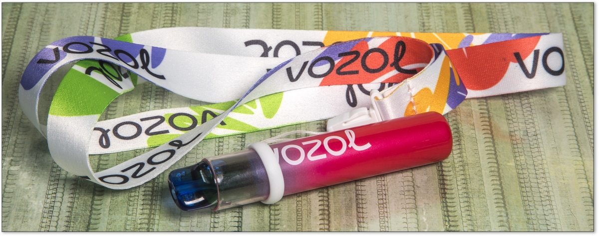 Vozol Neon 800 Disposable Vape lanyard