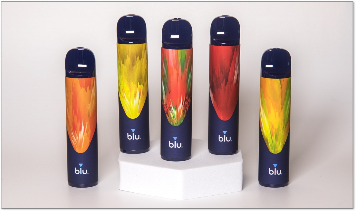 Blu Bar Disposables raised up
