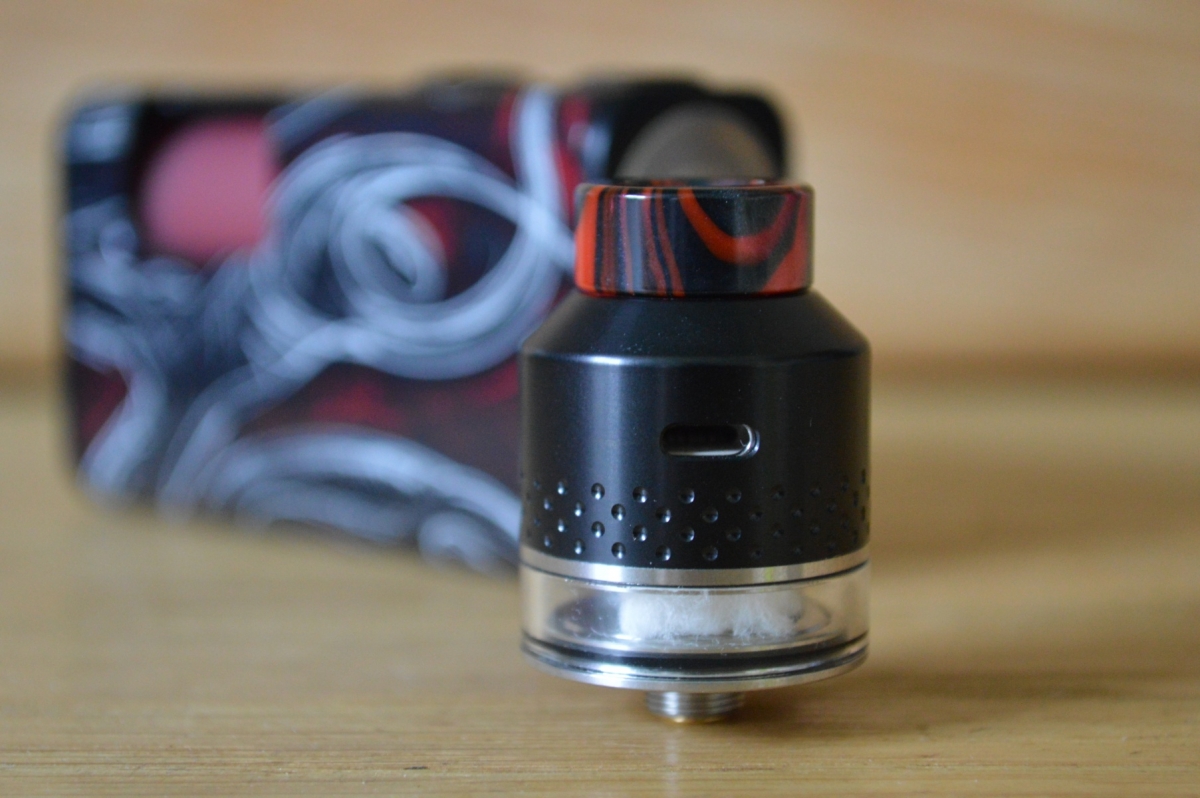 Wismec Luxotic Surface with kestrel tank
