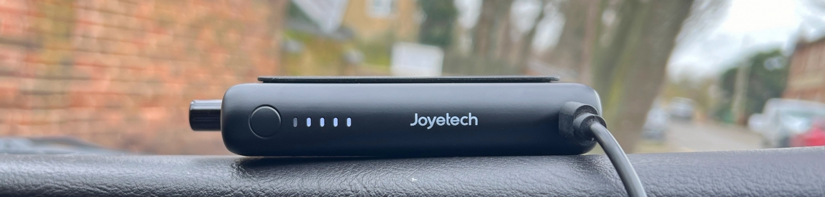 Joyetech eRoll Slim charging