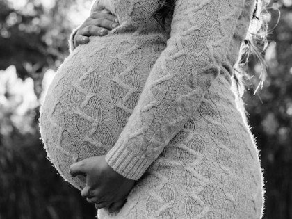 Cuts Threaten Quitting in Pregnancy Image